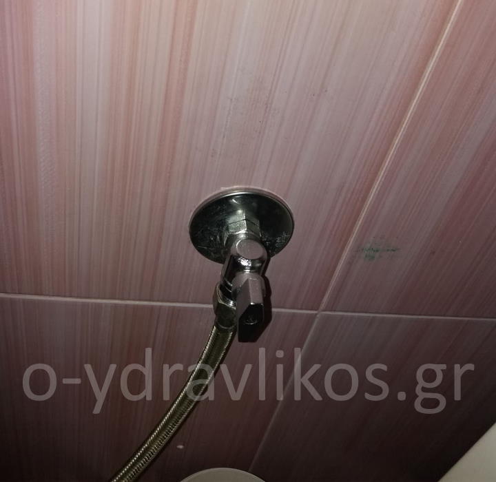 υδραυλικός δροσιά γωνιακός διακόπτης